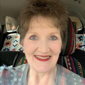 Meet your Posher, Melanie